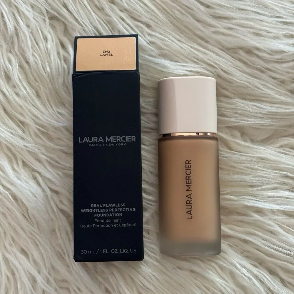 Laura Mercier Real Flawless Weightless Perfecting Foundation 3N2 Camel